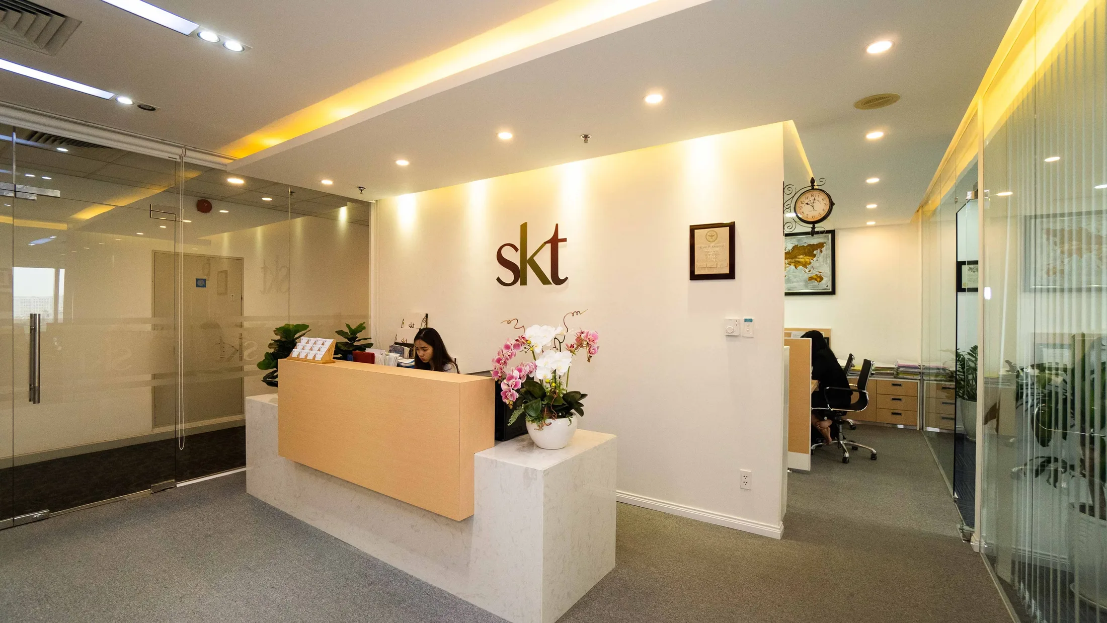 SKT Law Firm Office