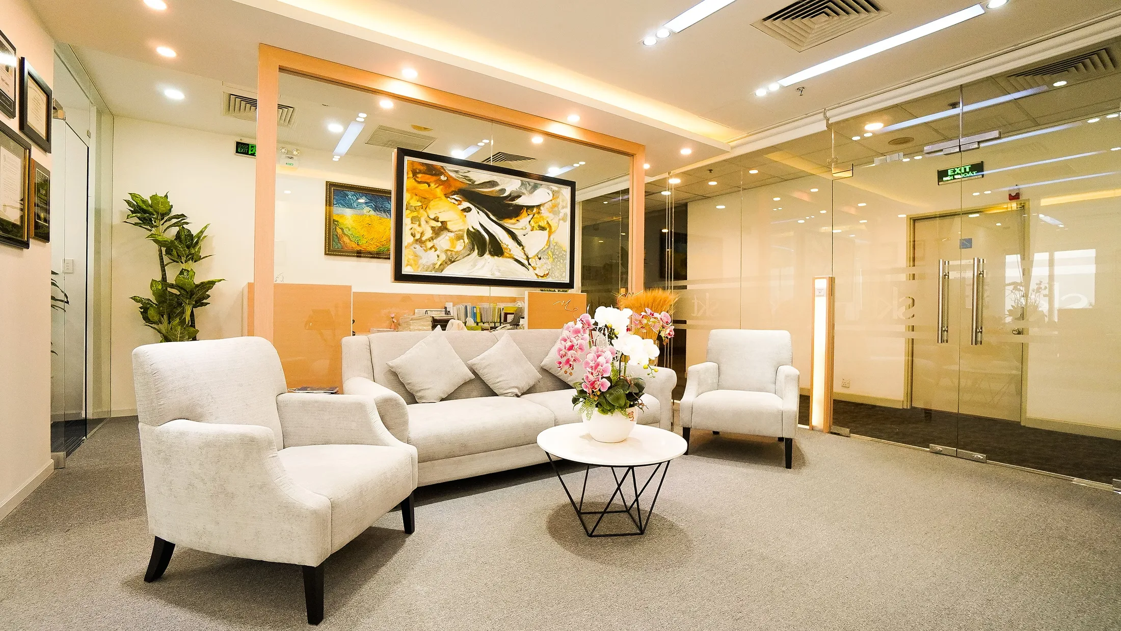 SKT Law Firm Office